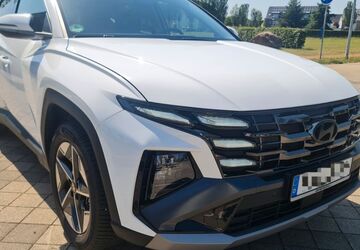 Hyundai TUCSON 4.196 km 29.500 &euro; Viersen 41748