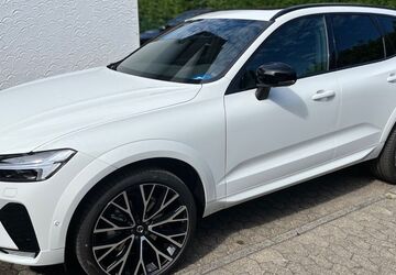 Volvo XC60 30.500 km 38.990 &euro; Krefeld 47829