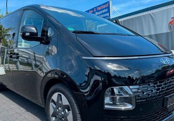 Hyundai STARIA 102.970 km 30.900 &euro; Düsseldorf 40627