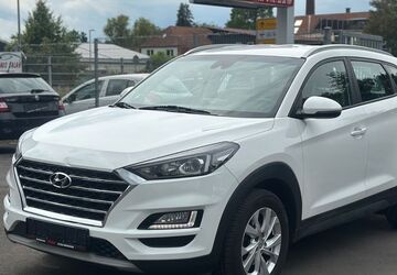 Hyundai TUCSON 118.000 km 14.600 &euro; Rheurdt 47509