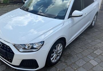 Audi A1 161.221 km 10.300 &euro; Neukirchen-Vluyn 47506