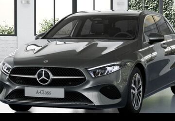 Mercedes-Benz A 180 9.900 km 38.990 &euro; Düsseldorf 40470