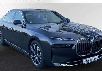 BMW 750 5.150 km 96.800 &euro; Geldern 47608