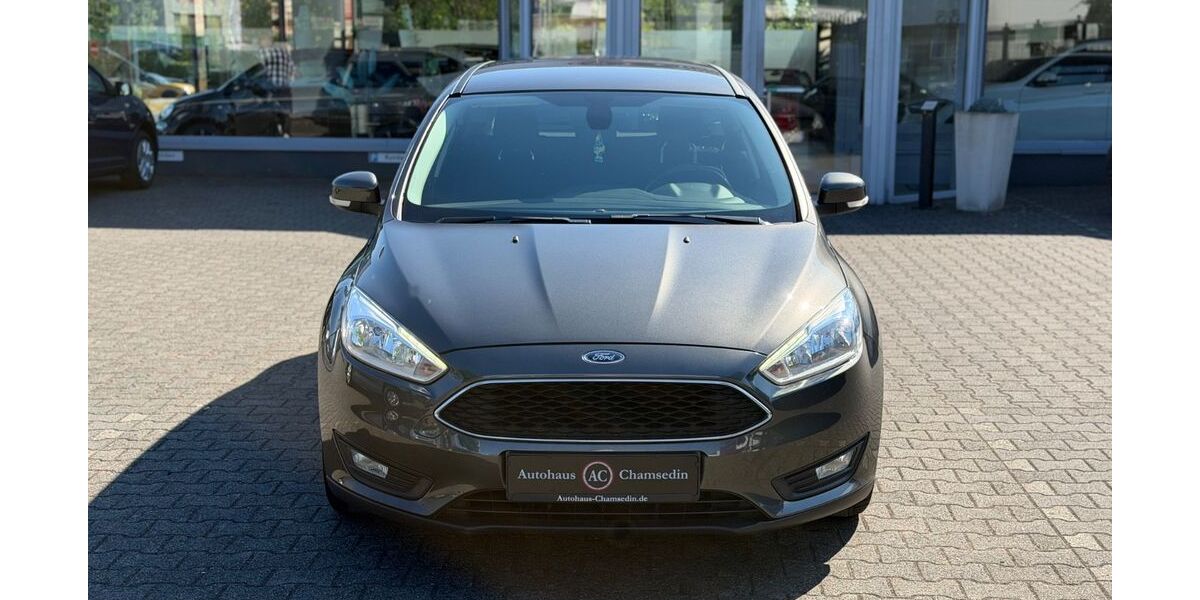 Ford Focus 127.035 km 6.499 &euro; Viersen 41748