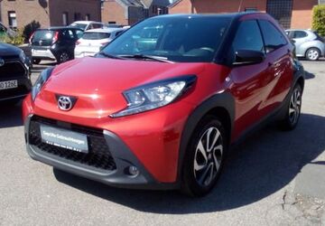 Toyota Aygo (X) 49.100 km 13.980 &euro; Viersen 41748