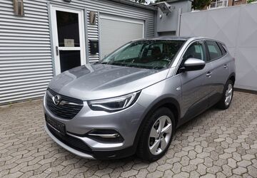 Opel Grandland (X) 118.000 km 12.999 &euro; Düsseldorf 40231