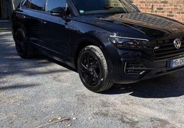 VW Touareg 74.000 km 45.200 &euro; mönchengladbach 41063
