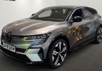 Renault Megane E-TECH 11.900 km 34.450 &euro; Neuss 41464