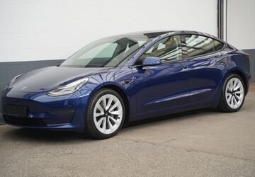 Tesla Model 3 49.998 km 30.750 &euro; Mönchengladbach 41236