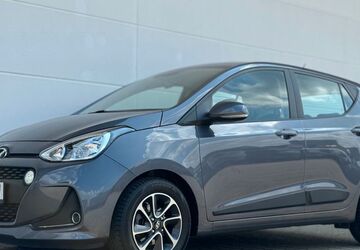 Hyundai i10 28.378 km 9.599 &euro; Viersen 41748