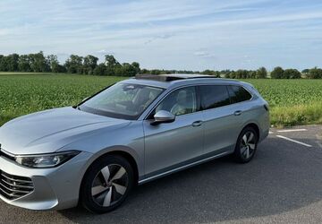 VW Passat 95.000 km 29.750 &euro; Mönchengladbach 41189