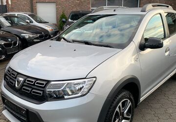 Dacia Sandero 36.000 km 10.550 &euro; Moers 47443
