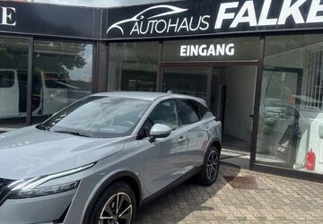 Nissan Qashqai 22.552 km 24.980 &euro; Krefeld 47799