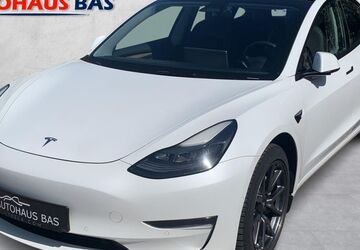 Tesla Model 3 230.987 km 20.950 &euro; Kaarst 41564