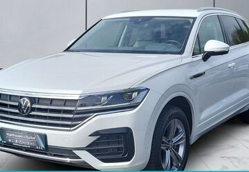 VW Touareg 29.479 km 55.780 &euro; Viersen 41751