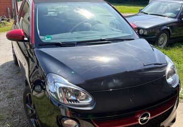 Opel Adam 57.602 km 6.800 &euro; Düsseldorf 40221