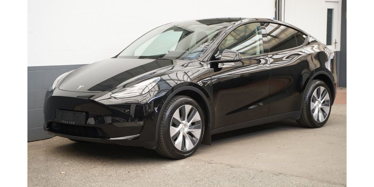 Tesla Model Y 17.721 km 34.250 &euro; Mönchengladbach 41236