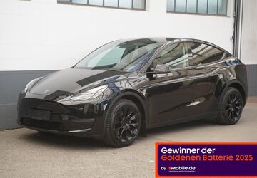 Tesla Model Y 41.778 km 37.450 &euro; Mönchengladbach 41236