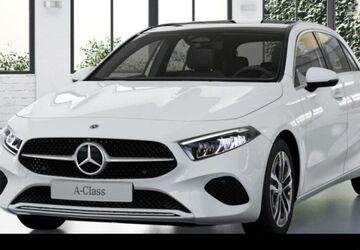 Mercedes-Benz A 180 9.900 km 35.990 &euro; Düsseldorf 40470