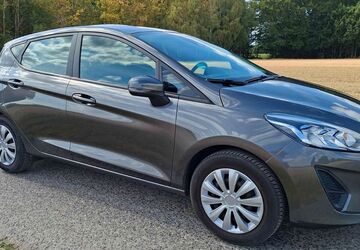 Ford Fiesta 60.900 km 8.890 &euro; Straelen-Herongen 47638