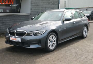 BMW 330 146.612 km 17.990 &euro; Neuss 41469