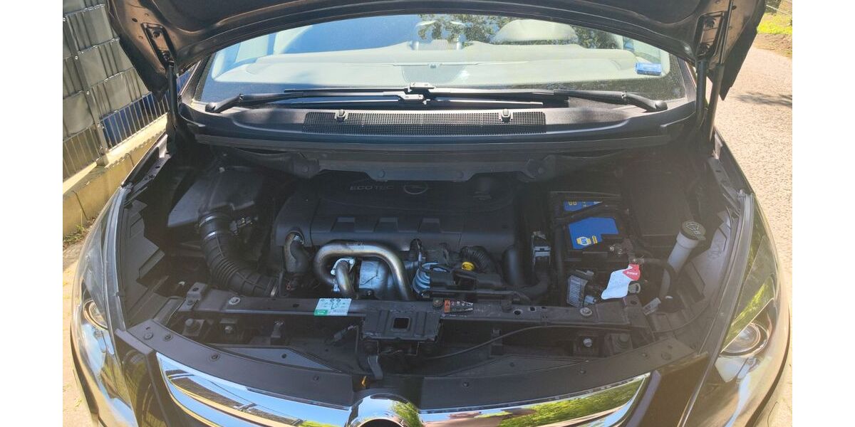 Opel Zafira Tourer 191.000 km 13.000 &euro; Viersen 41751