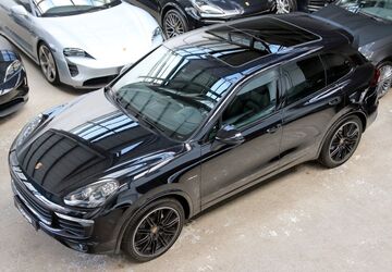 Porsche Cayenne 142.730 km 29.990 &euro; Düsseldorf 40237