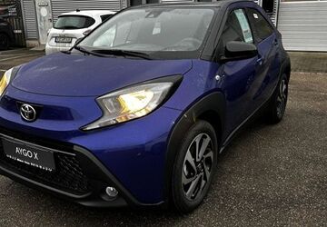 Toyota Aygo (X) 2.500 km 17.980 &euro; Viersen 41748