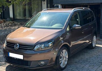 VW Touran 198.000 km 8.490 &euro; Viersen 41751