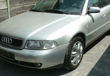 Audi A4 272.110 km 950 &euro; Viersen 41747