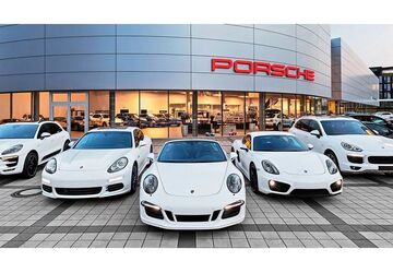 Porsche Taycan 14.900 km 142.900 &euro; Düsseldorf 40468