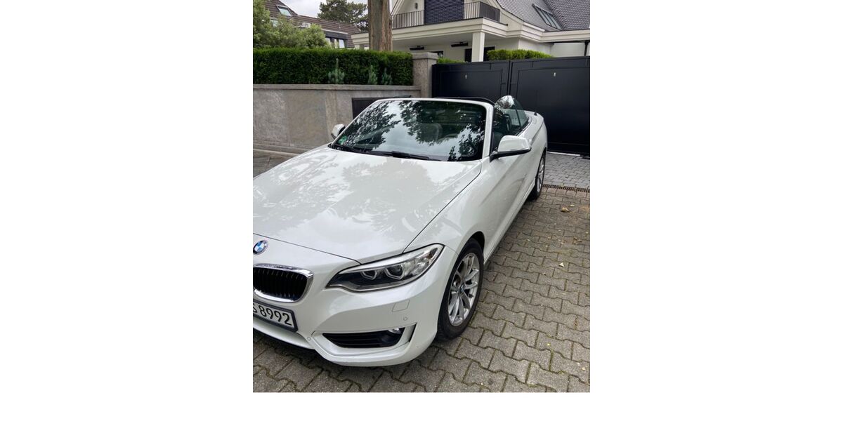 BMW 218 102.260 km 17.900 &euro; Düsseldorf 40549