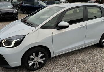 Honda Jazz 2.250 km 23.790 &euro; Heinsberg-Dremmen 52525