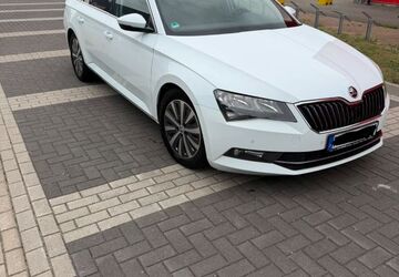 Skoda Superb 140.000 km 12.500 &euro; Straelen 47638