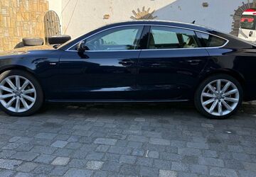 Audi A5 246.221 km 7.950 &euro; Neukirchen-Vluyn 47506